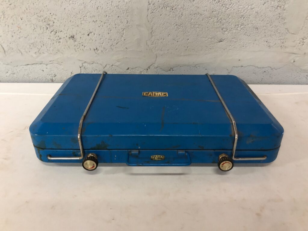 CADAC blue 2-burner portable camping gas stove in metal case — tested working, well-used