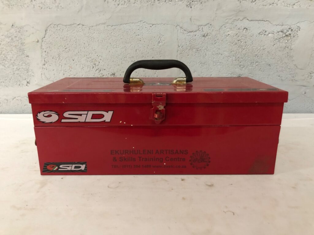Red SIDI-stickered Cantilever Metal Toolbox — 2-Tier Folding Trays, Portable (21 x 41 x 17 cm) — Used