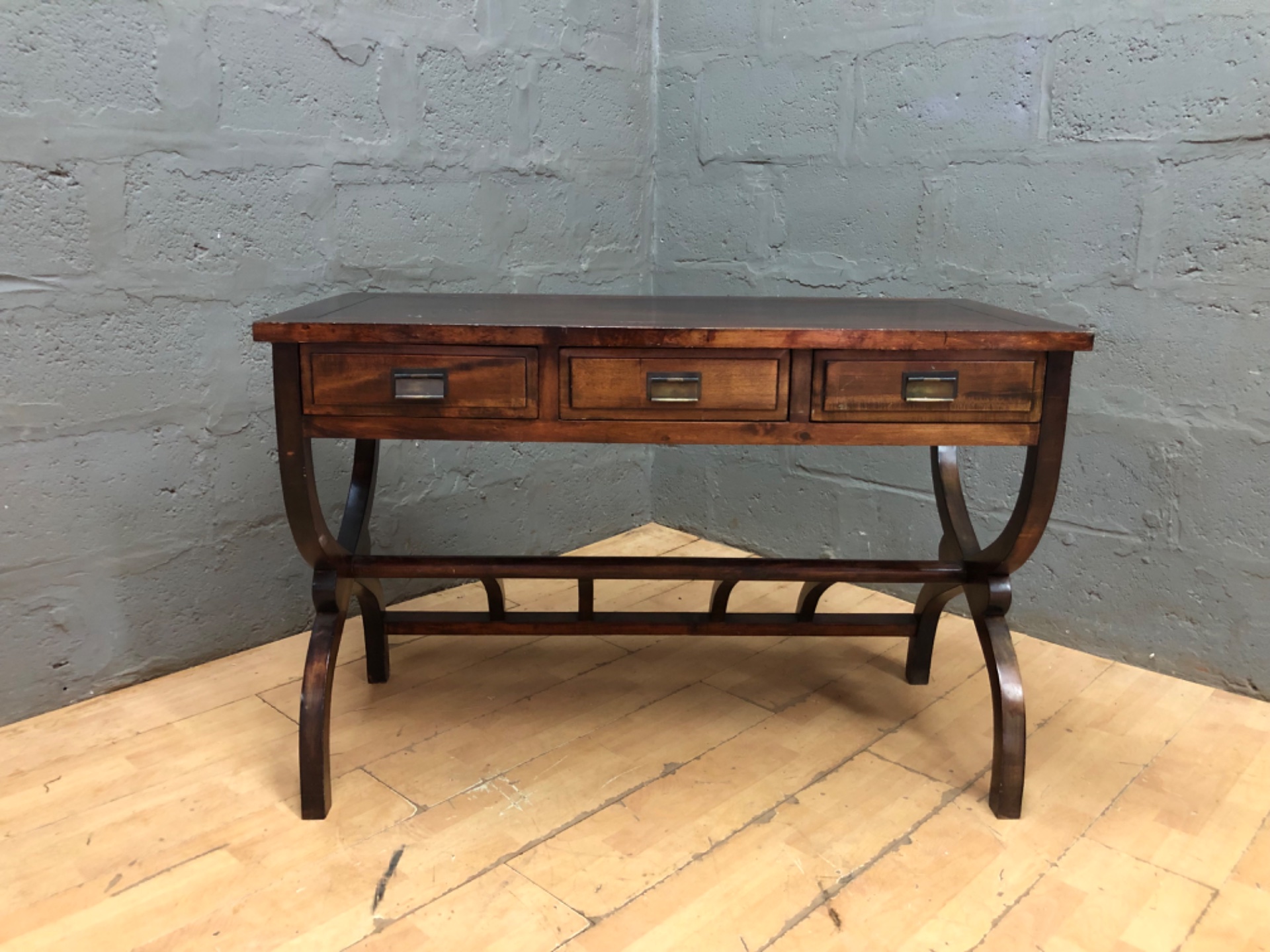 Wooden Console Desk / Side Table — 3 Drawers, Curved X-Legs & Lower Magazine Rack