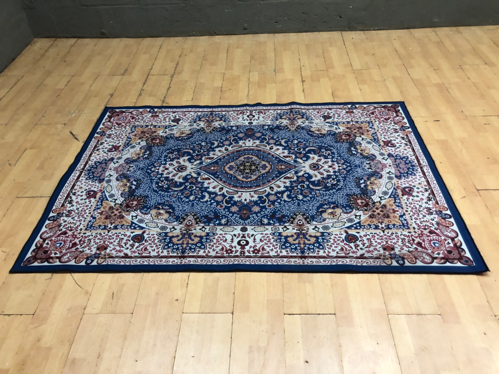Blue & Red Patterned Rectangular Rug with Non-Slip Backing — 200 x 138 cm (Synthetic)