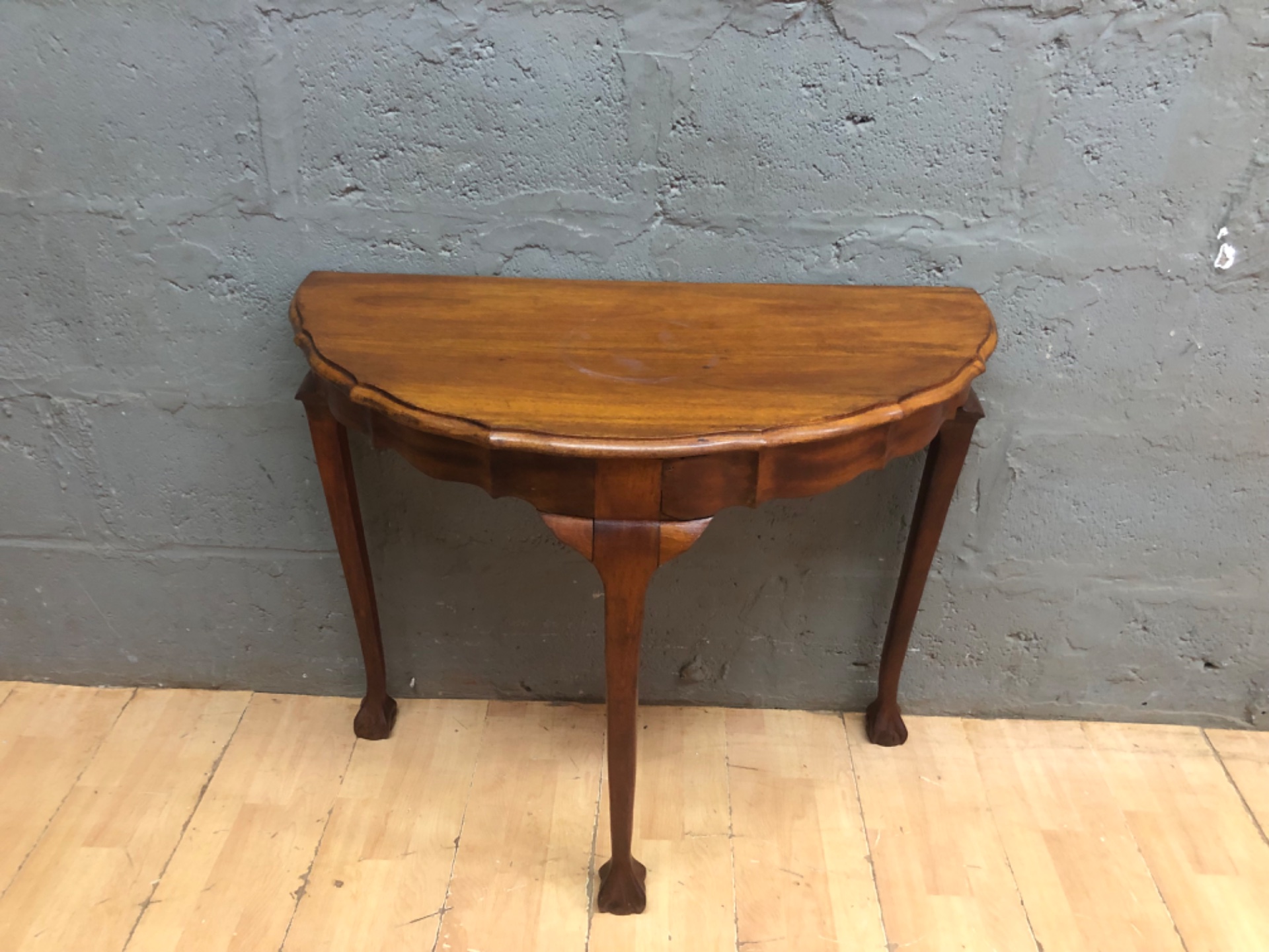 Demi-lune hall console table with cabriole legs & pad feet — 46 x 89 x 74 cm (water-marked top)