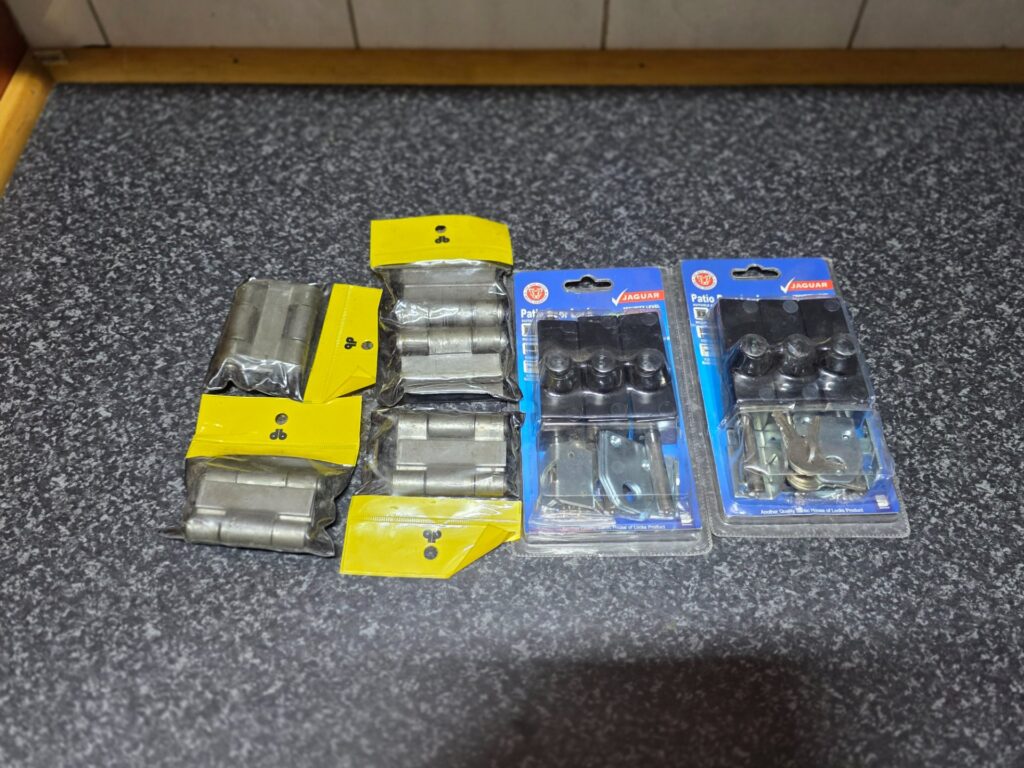 Lot: 6 x Brand New Sealed Door Hardware Packs — Hinges + 2 Jaguar Patio Door Locks (keys included)