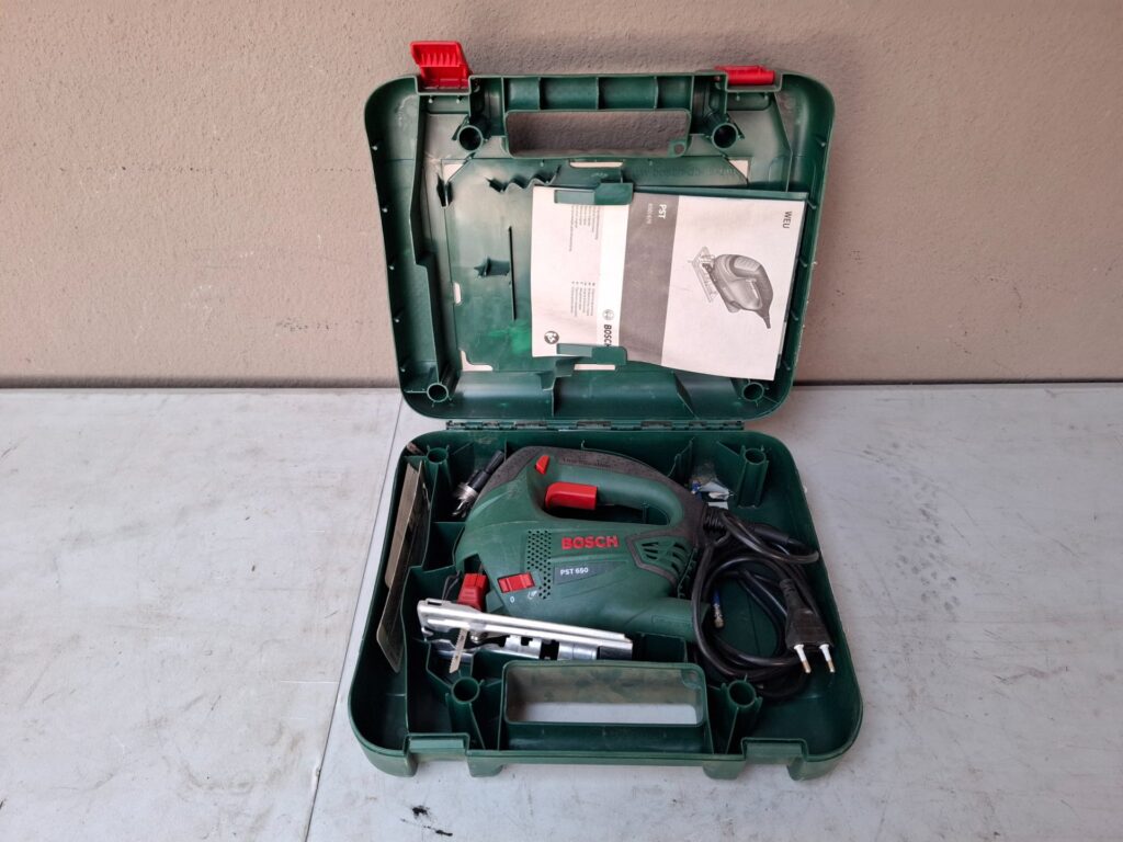 Bosch PST 650 Jigsaw + Case, Manual & Blades — Tested Working, Used