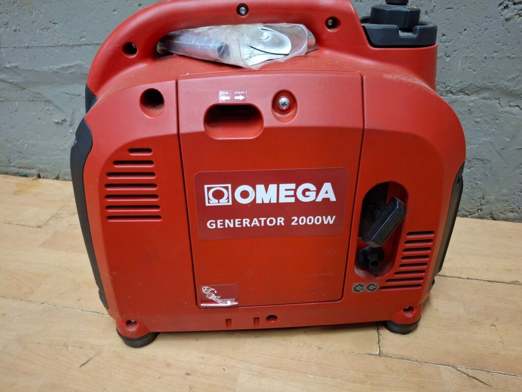Omega Generator 2000W Portable Petrol Inverter – Portable 230V Unit, Includes Manual & Funnel