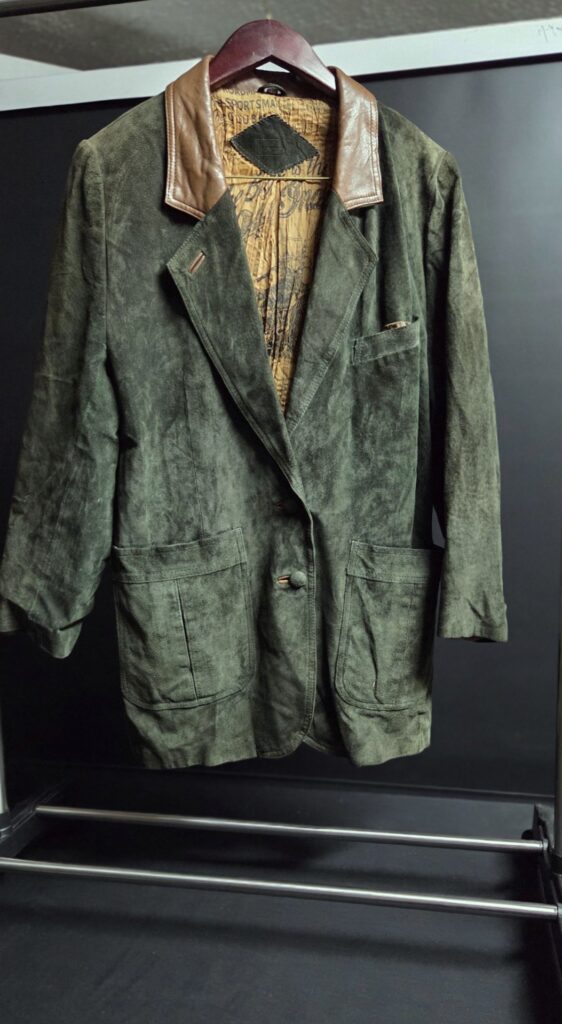 Men’s Green Suede Long Jacket with Brown Leather Collar — Scirocco labelled, printed lining