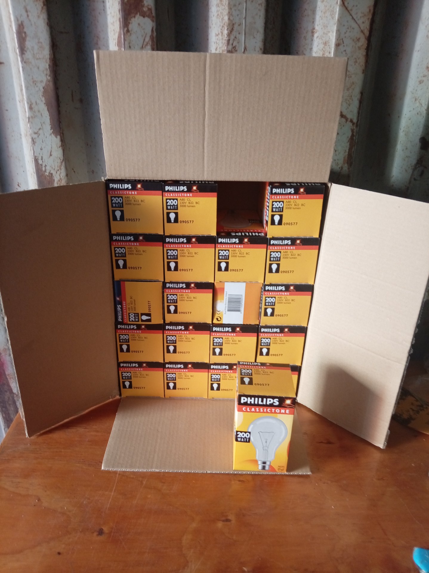 Philips CLASSICTONE 200W A80 (B22) — sealed retail carton of boxed bulbs