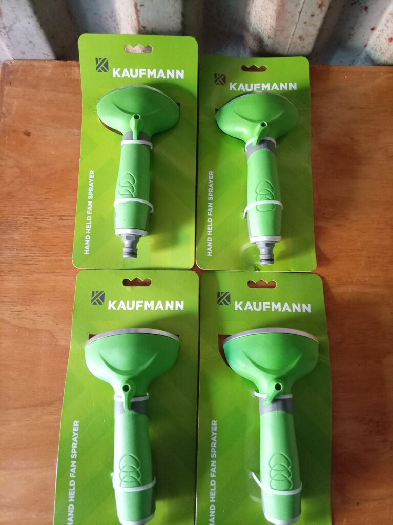 4 x Kaufmann Hand‑Held Fan Sprayers (Green) — New on Retail Card, H1001