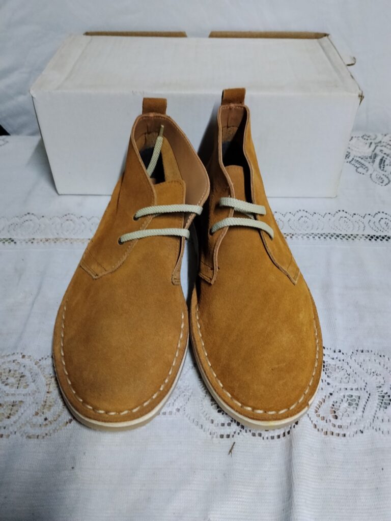 Tan suede desert / ankle boots – UK 6 (MSD212) — New with box