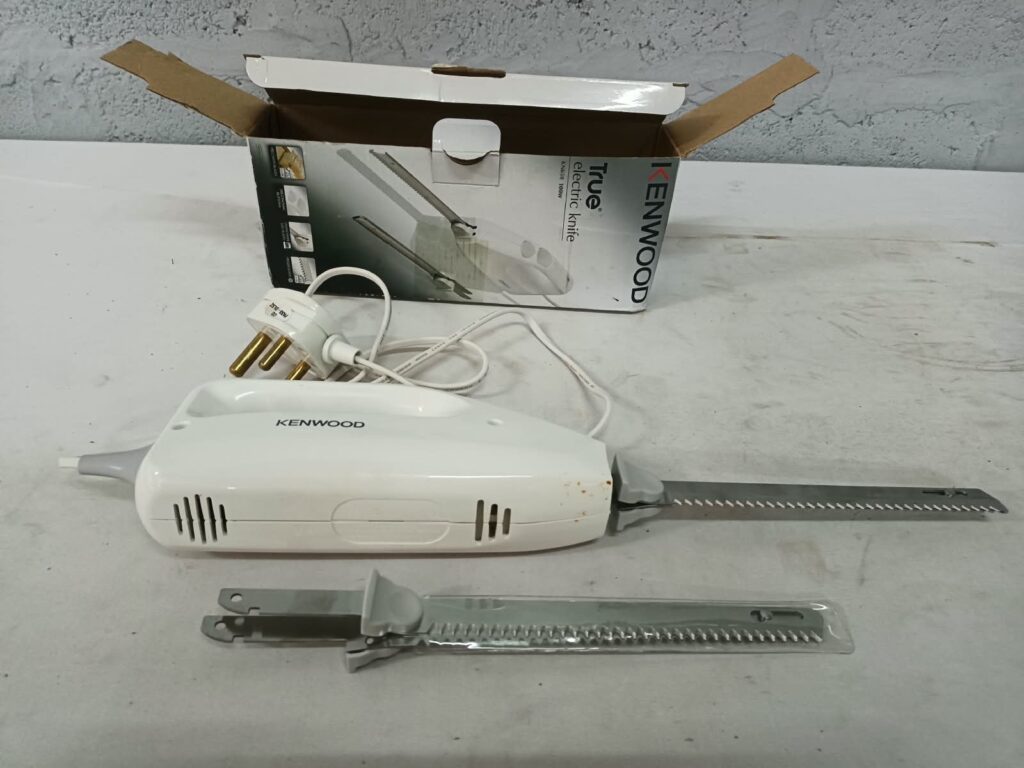 Kenwood Electric Carving Knife with Spare Blade and Box — Tested Working