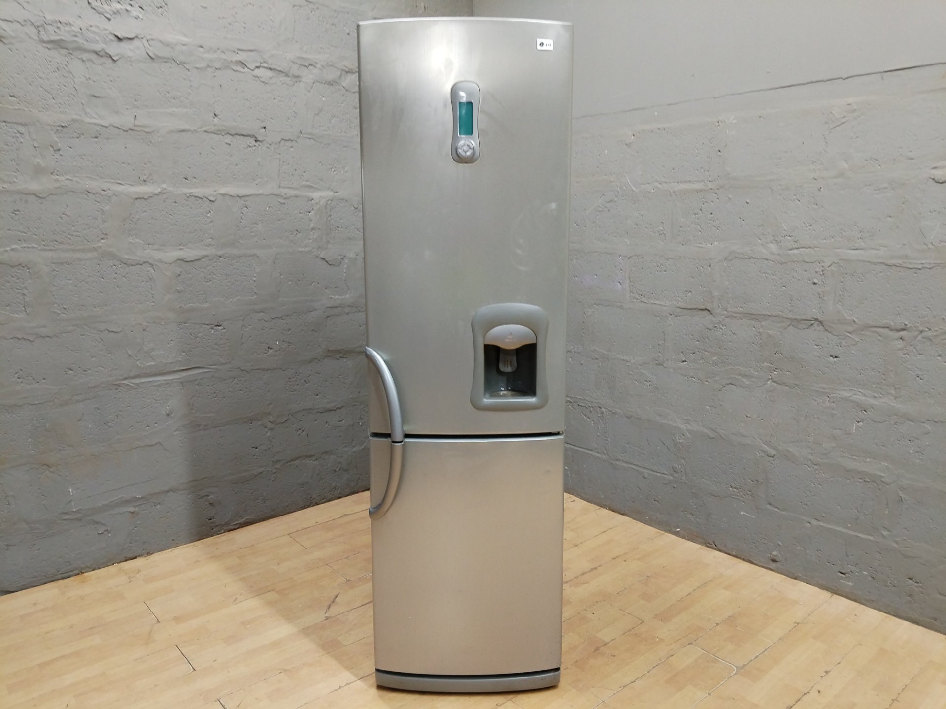 LG GR-459GTK Silver Fridge-Freezer with Waterkit dispenser — 59 x 61 x 198 cm (Not working)