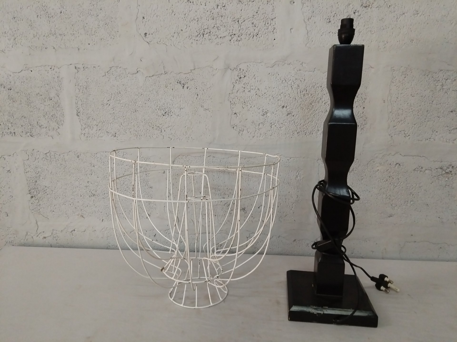Dark Wooden Table Lamp with White Wire Shade Frame — Tested Working, Visible Wear