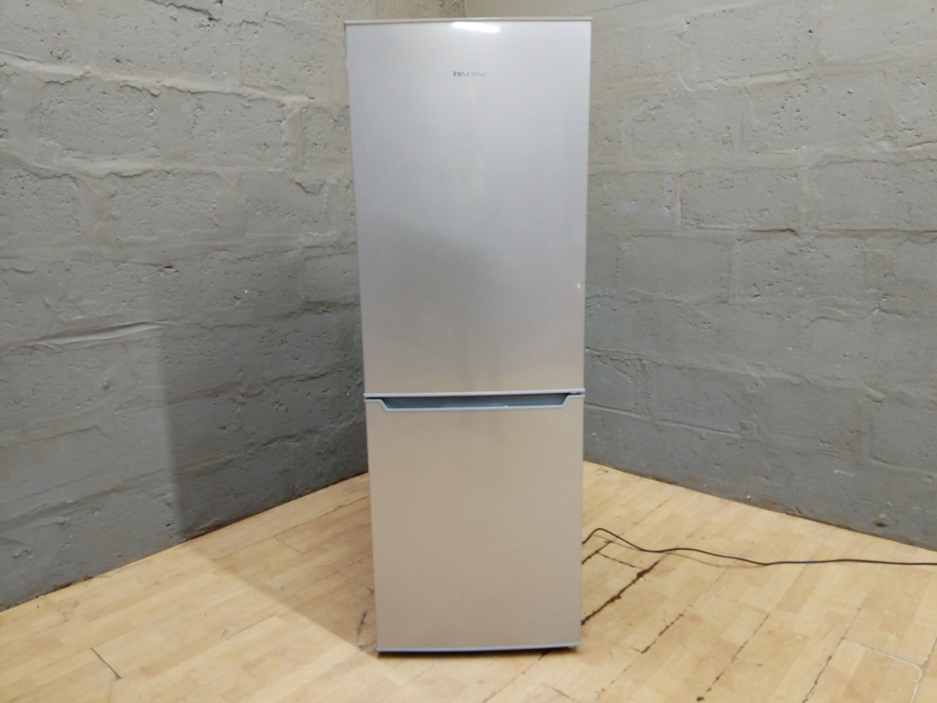 Hisense upright fridge-freezer RD-30DC4S (Type H299BME) — bottom-freezer, 230L, tested working