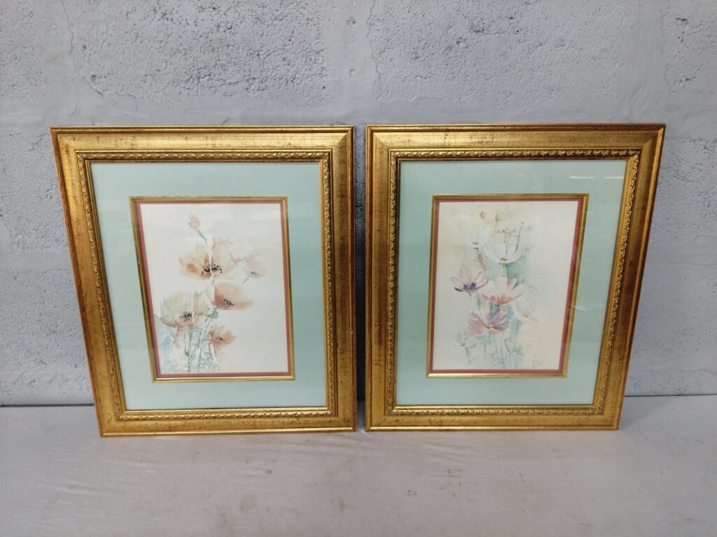 Pair of Gilt-Framed Floral Prints, Matted & Glazed (52 x 70 cm)