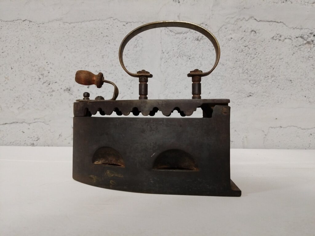 Antique Charcoal / Box Iron — Hinged Lid, Vented Base, Wooden Knob