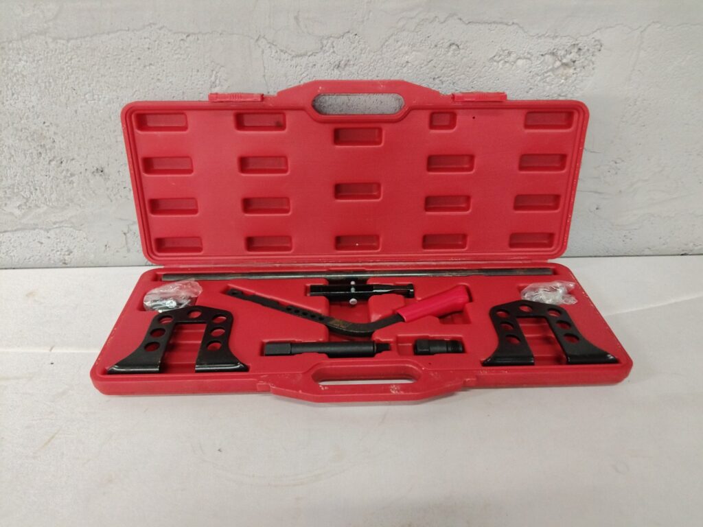 JTC 1620 AUTO LINK Automotive Timing / Locking Tool Kit – red case, used, surface rust