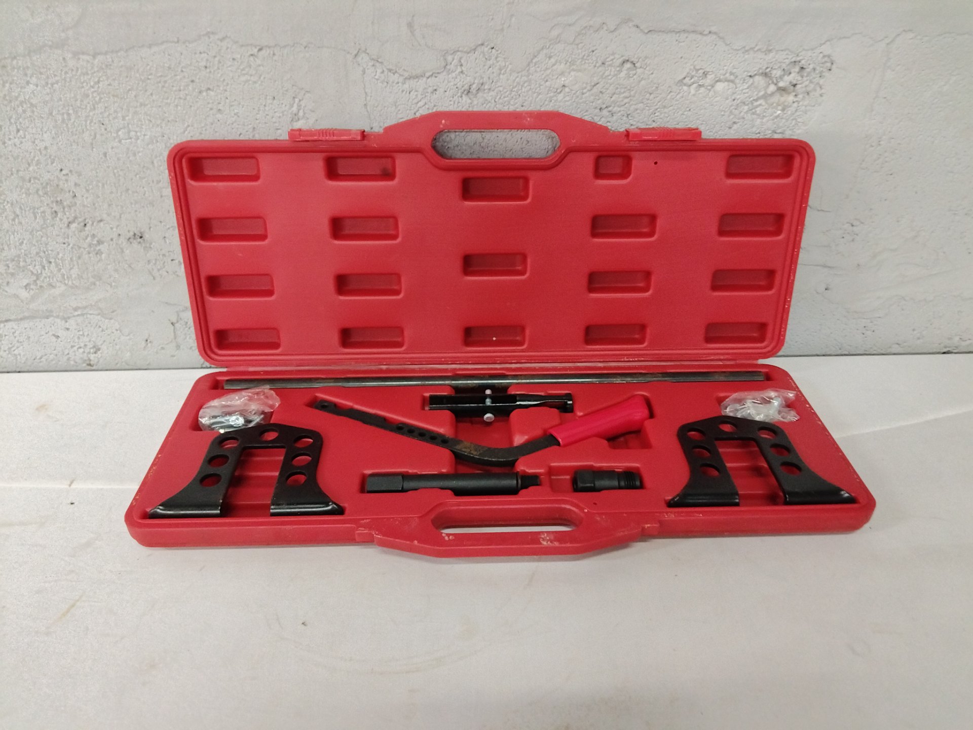 JTC 1620 AUTO LINK Automotive Timing / Locking Tool Kit – red case, used, surface rust