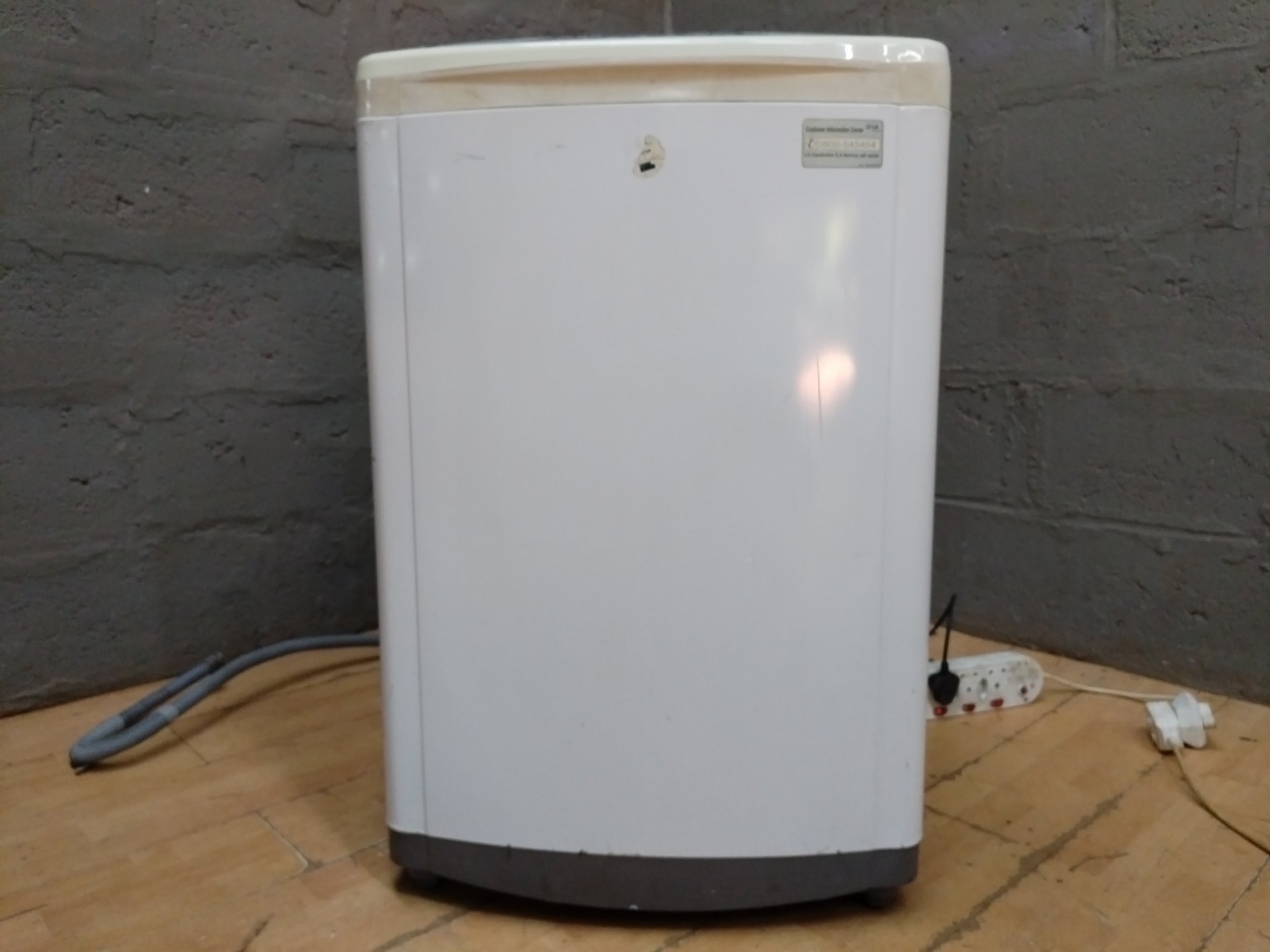 LG TurboDrum Top‑Load Washing Machine T1308TEF — 13kg, Tested Working, Hoses + Power Included
