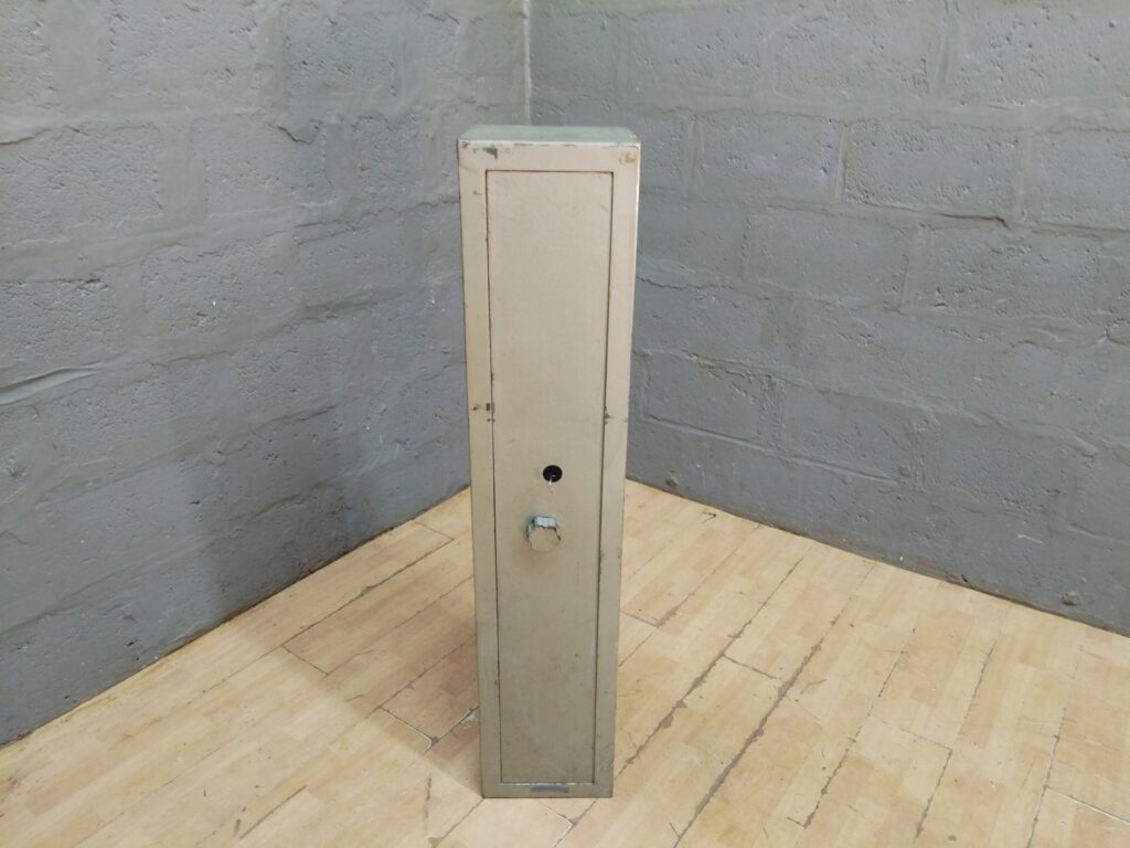 Tall Narrow Metal Locker / Wall Locker – Keyed, Internal Shelf & Wooden Rack, 135 x 28 x 28 cm