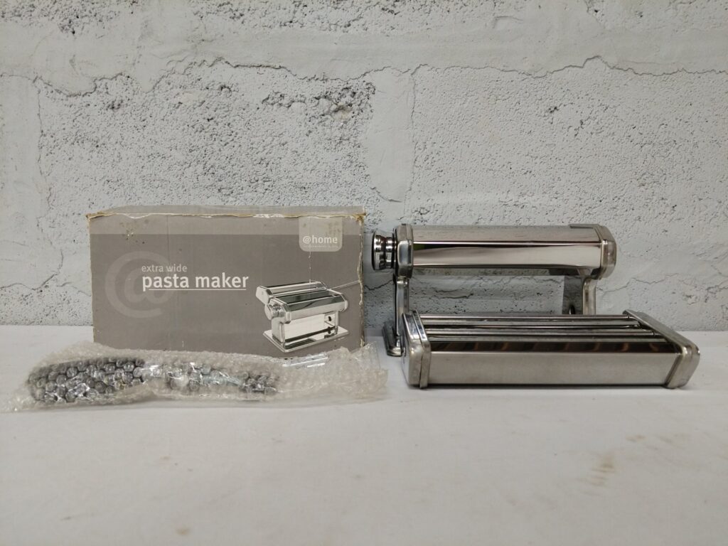 Manual ‘Extra Wide’ Pasta Maker with Box, Crank, Table Clamp & Two Cutters (@home label)