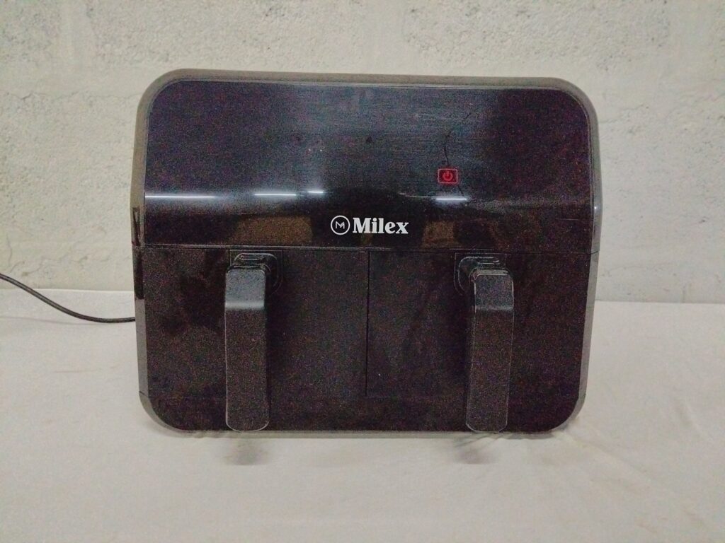 Milex MDA002 Dual-Basket Air Fryer (1700W) — Dual Cook, Both Baskets & Trays Included, Working