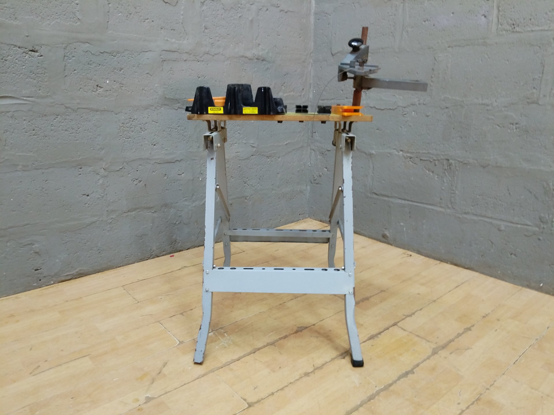 Folding Metal Workbench / Sawhorse with Mitre/Vice Assembly + Stanley Mitre Inserts – Used