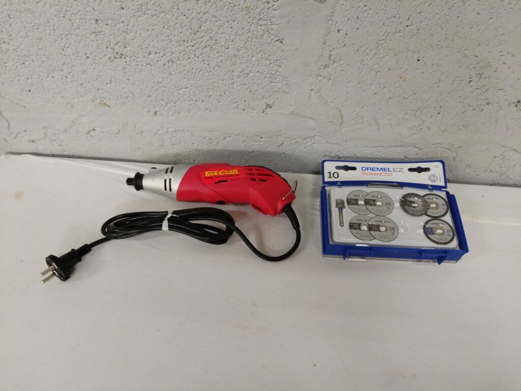 Tork Craft Mini Rotary Tool TCMT001 (tested) + Dremel EZ SpeedClic discs & mandrel