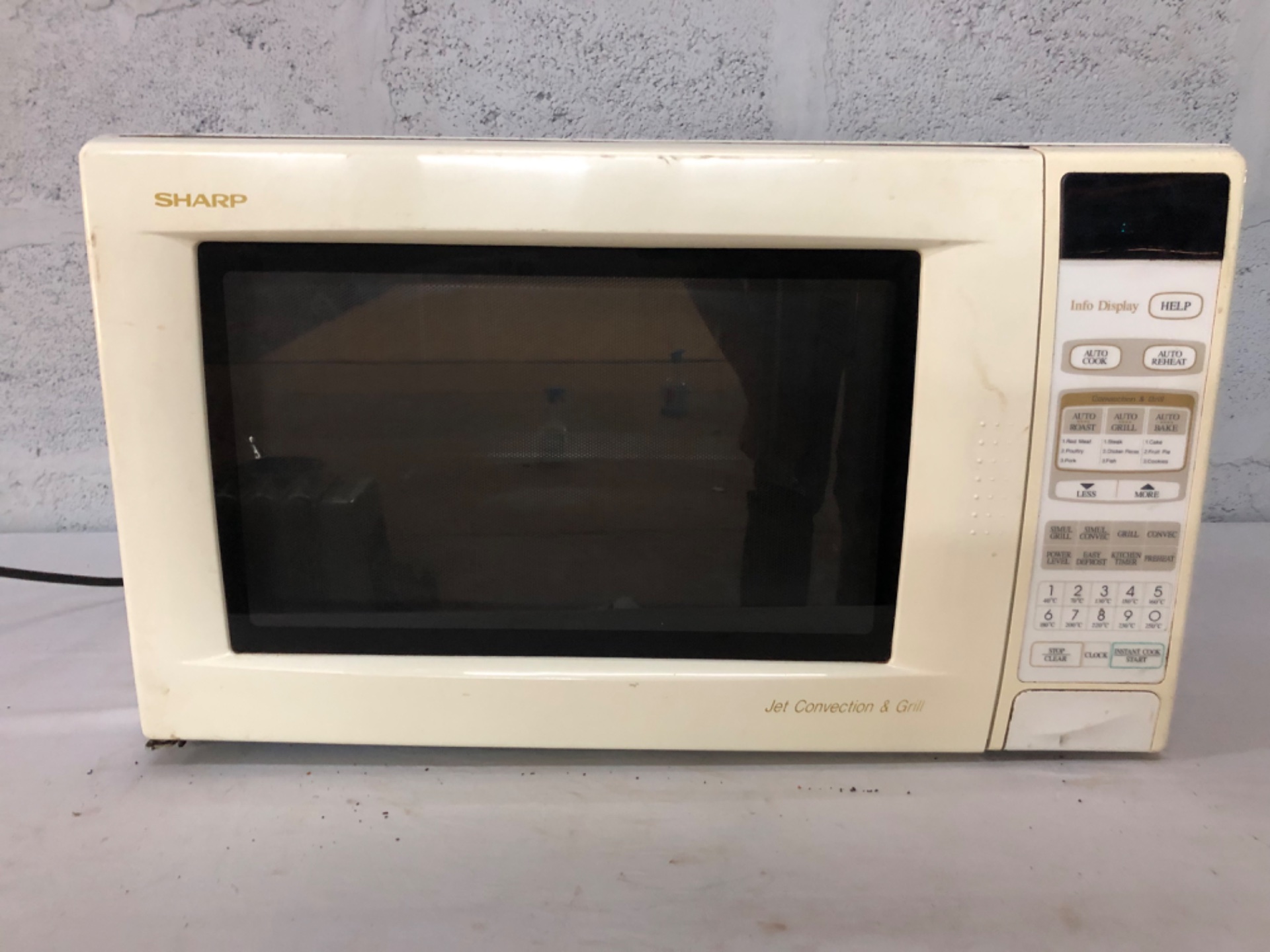 Sharp R-950A Jet Convection & Grill Microwave — Display Powers On, Needs Attention