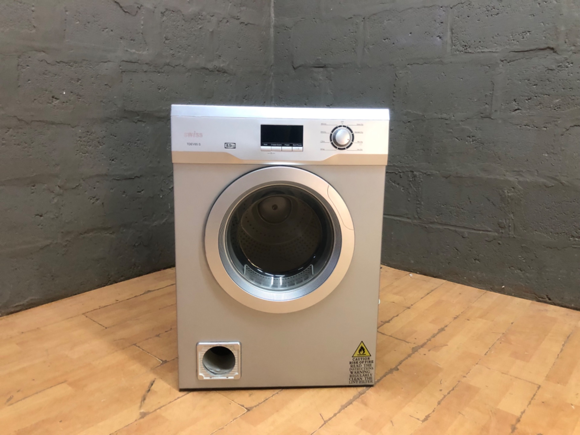Swiss TDEV85 S 8.5kg Front‑Load Vented Tumble Dryer — Tested Working
