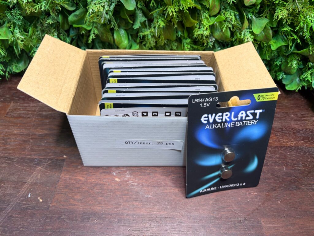 Everlast LR44 / AG13 1.5V — Bulk box, 50 x new sealed button cells (25 blister cards)
