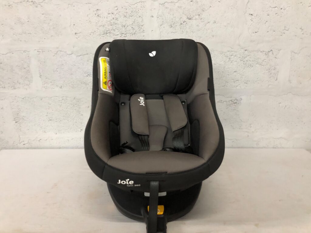 Joie Spin 360 child car seat — base & support leg included, rotation tested, good used condition