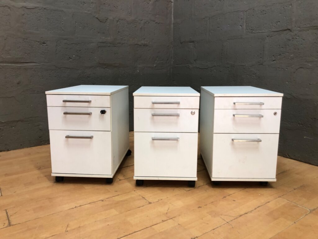 Set of 3 White Mobile 3-Drawer Pedestals — 65 x 42 x 63 cm