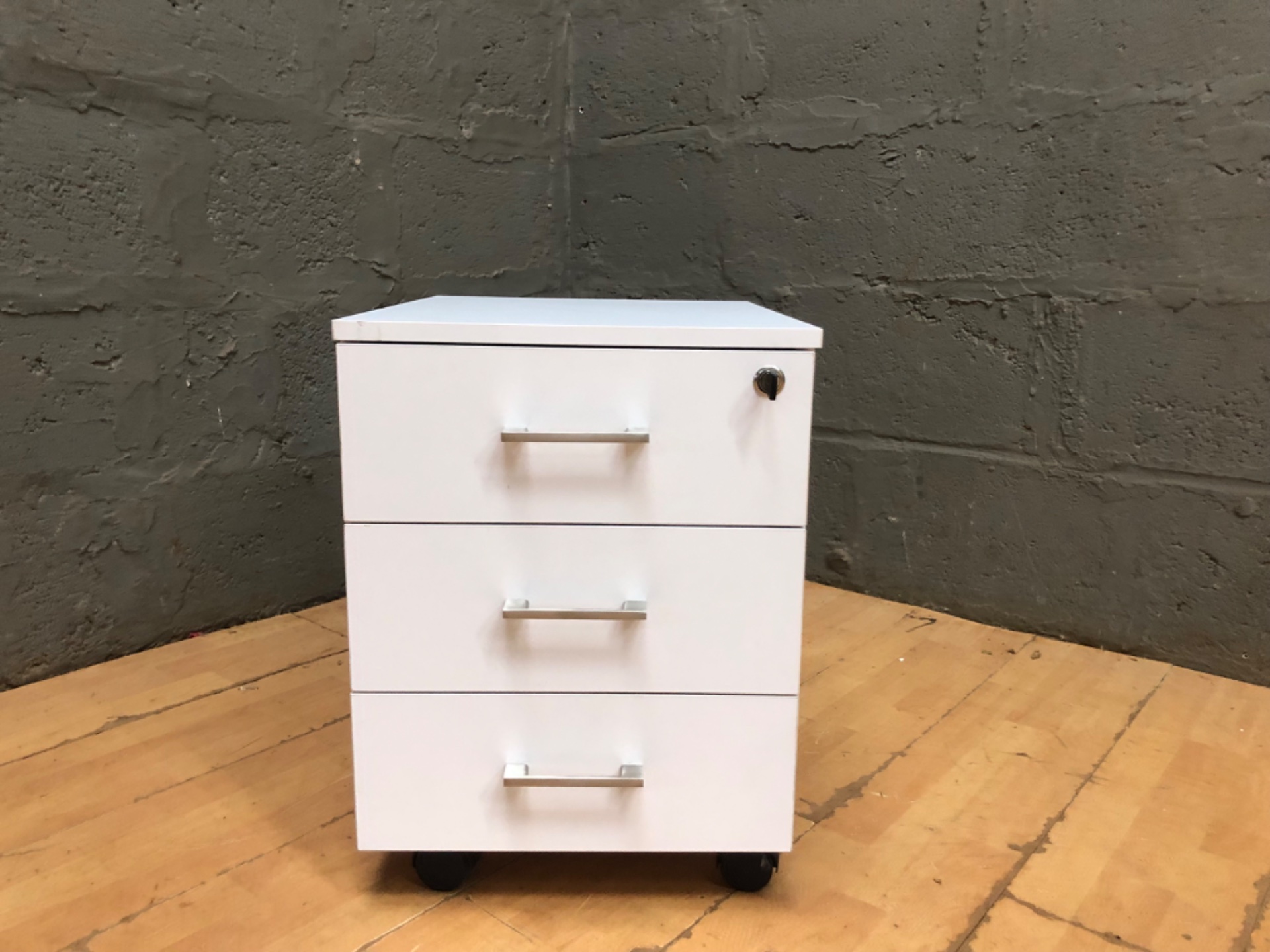 White 3-Drawer Mobile Pedestal — Lockable, On Castors, Good Used Condition