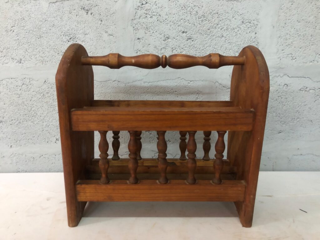 Turned-spindle wooden magazine / newspaper rack, solid wood, used
