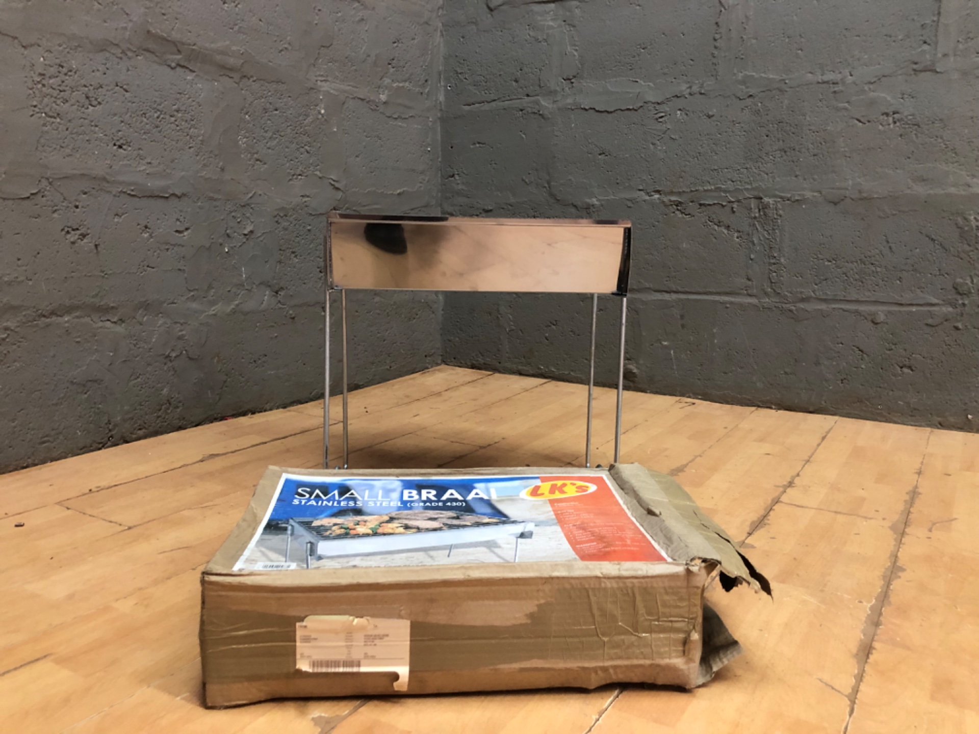 LK’s Small Stainless Steel Portable Braai (Grade 430) — cooking grid & legs, box included