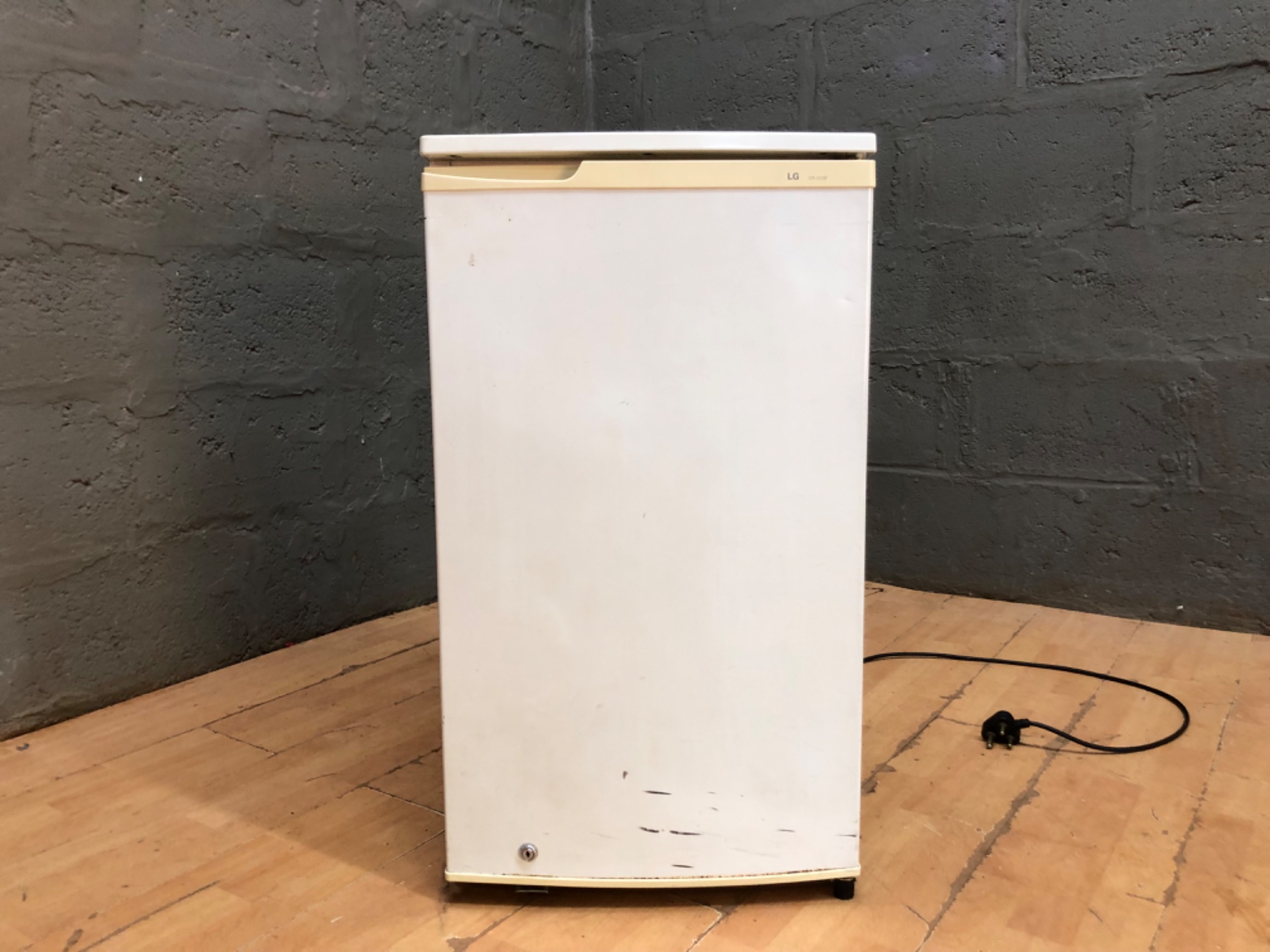 LG GR-131SF compact upright mini fridge / freezer – tested working