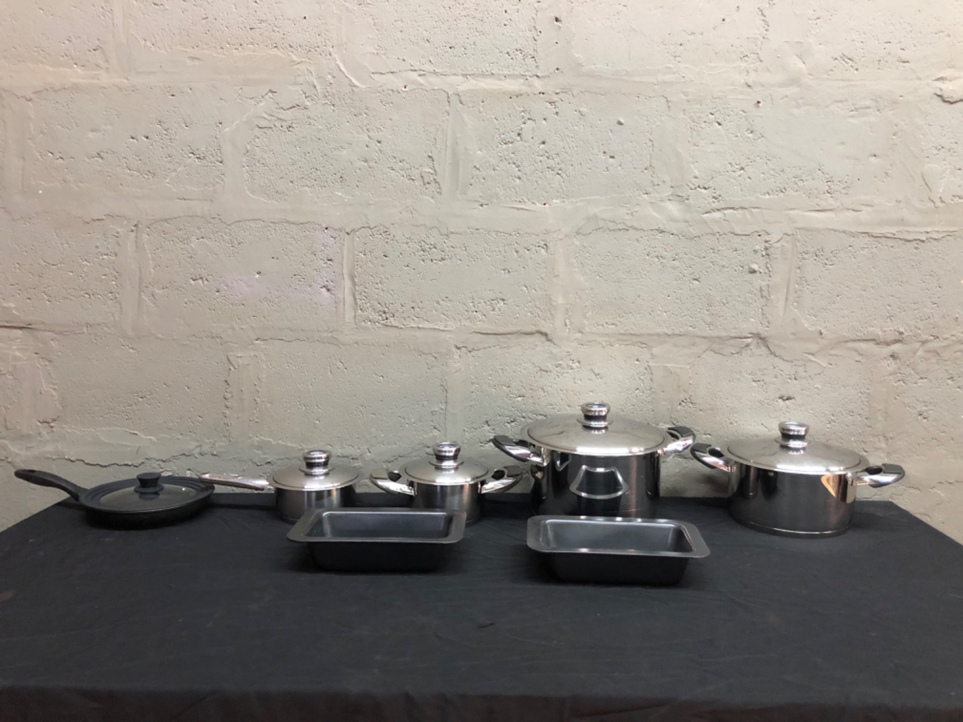 Panache 18/10 Stainless Steel 7-piece Cookware Set (France) — Used, Untested