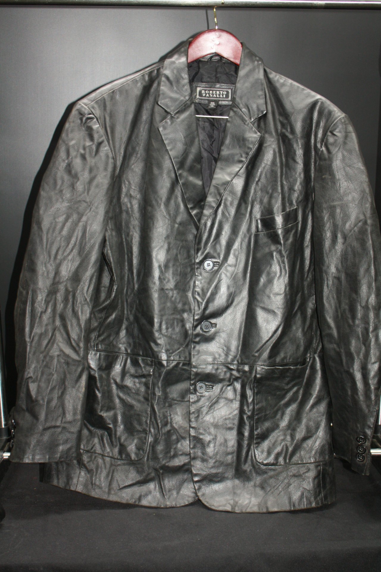Roberto Vasalli men’s black leather blazer / jacket — Size 44L, heavy wear