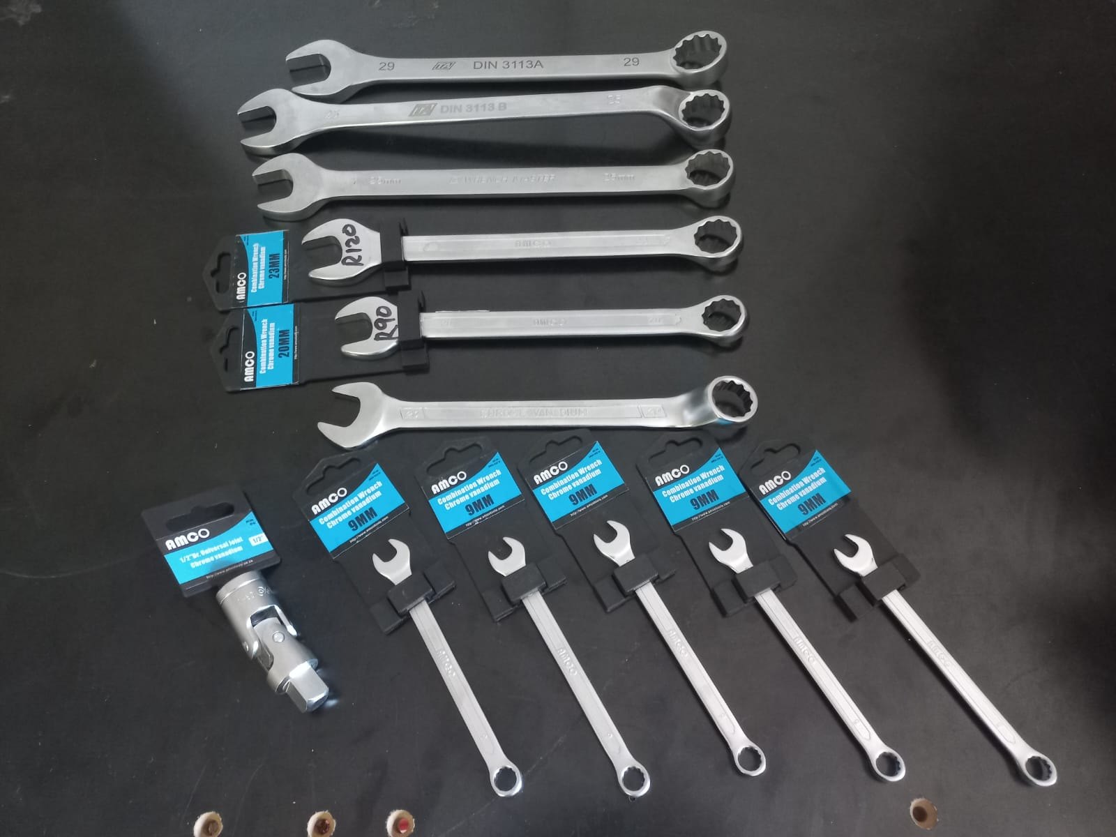 Lot of 12 Combination Wrenches + 1/2″ Universal Joint — New (AMCO 9mm x5, 20mm x2, 23mm, 25mm x2, 29mm)