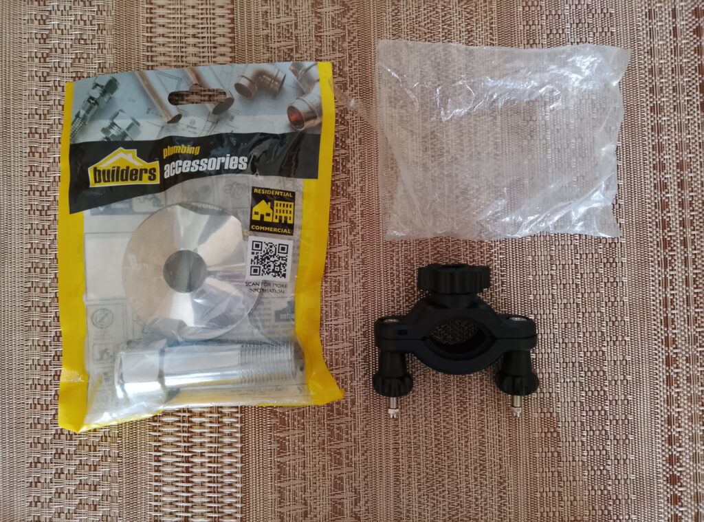 Mixed lot: Sealed Builders plumbing accessories pack + black handlebar/pipe clamp mount