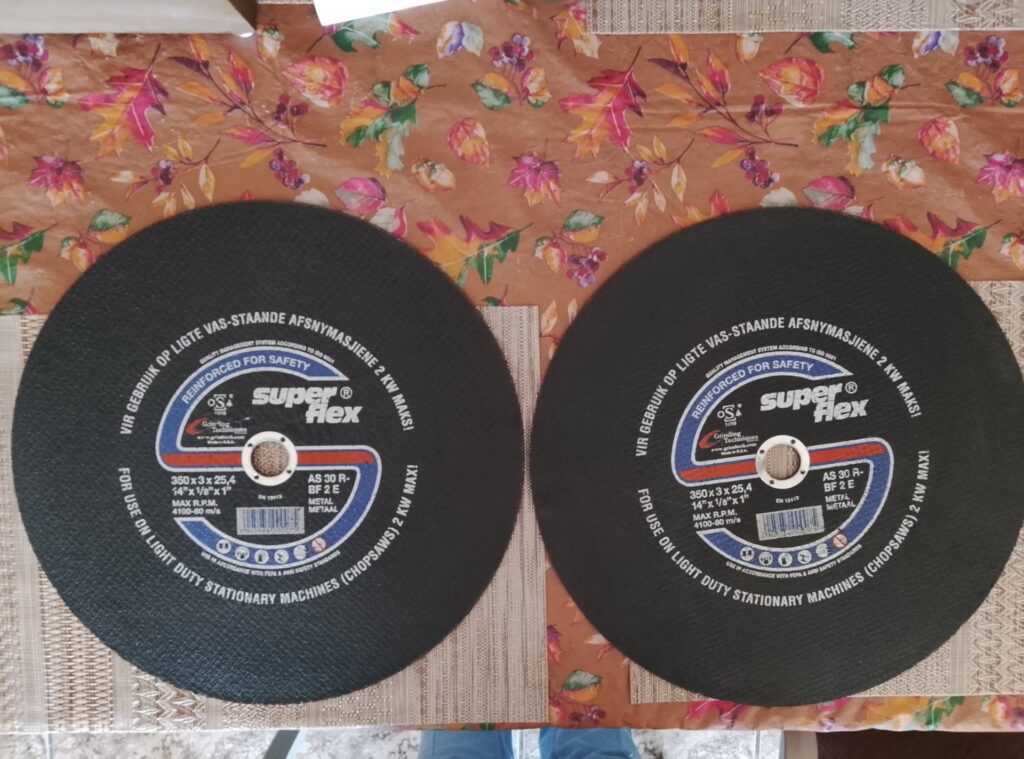 Pair of Superflex 350 x 3 x 25.4 mm Metal Cutting Discs (2) — New, Packaging Removed