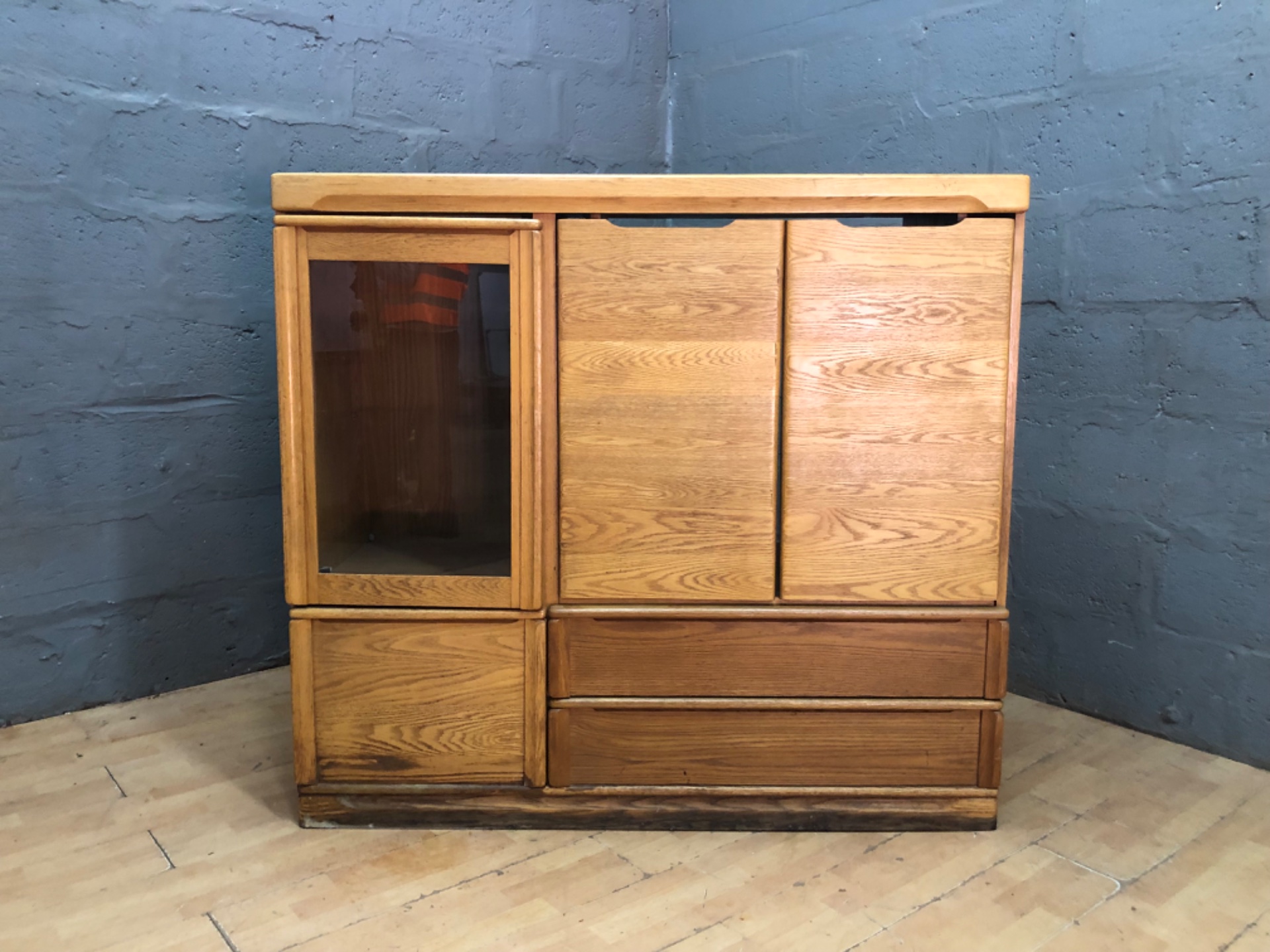 Oak-veneer storage cabinet with glass door, internal hanging rail & drawers — 54 × 133 × 146 cm