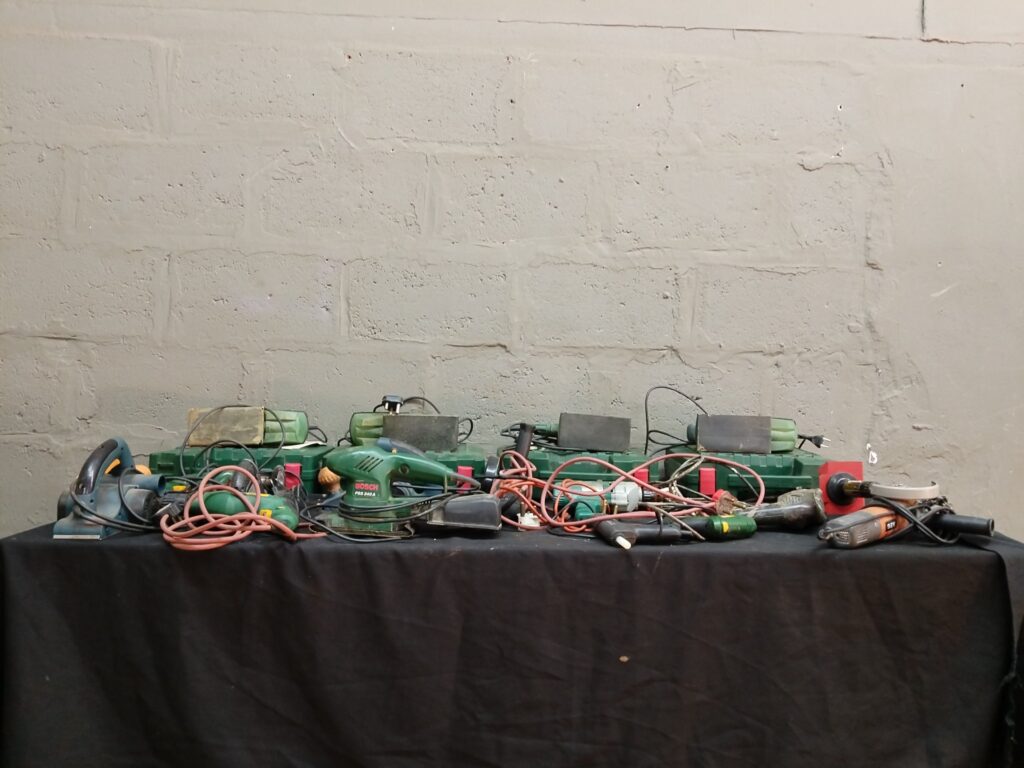 Mixed lot of corded power tools – Bosch, Metabo, Black & Decker, Ryobi (approx. 12 items)