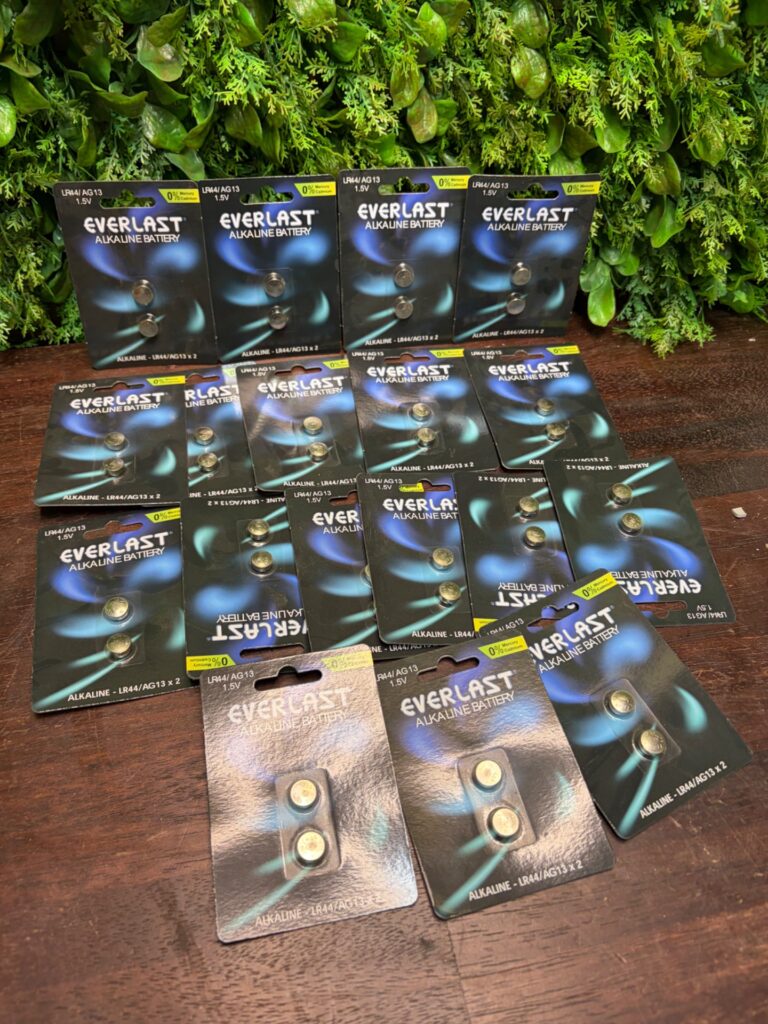 Everlast LR44 / AG13 1.5V alkaline button cells — 25 sealed retail 2‑packs (50 batteries)